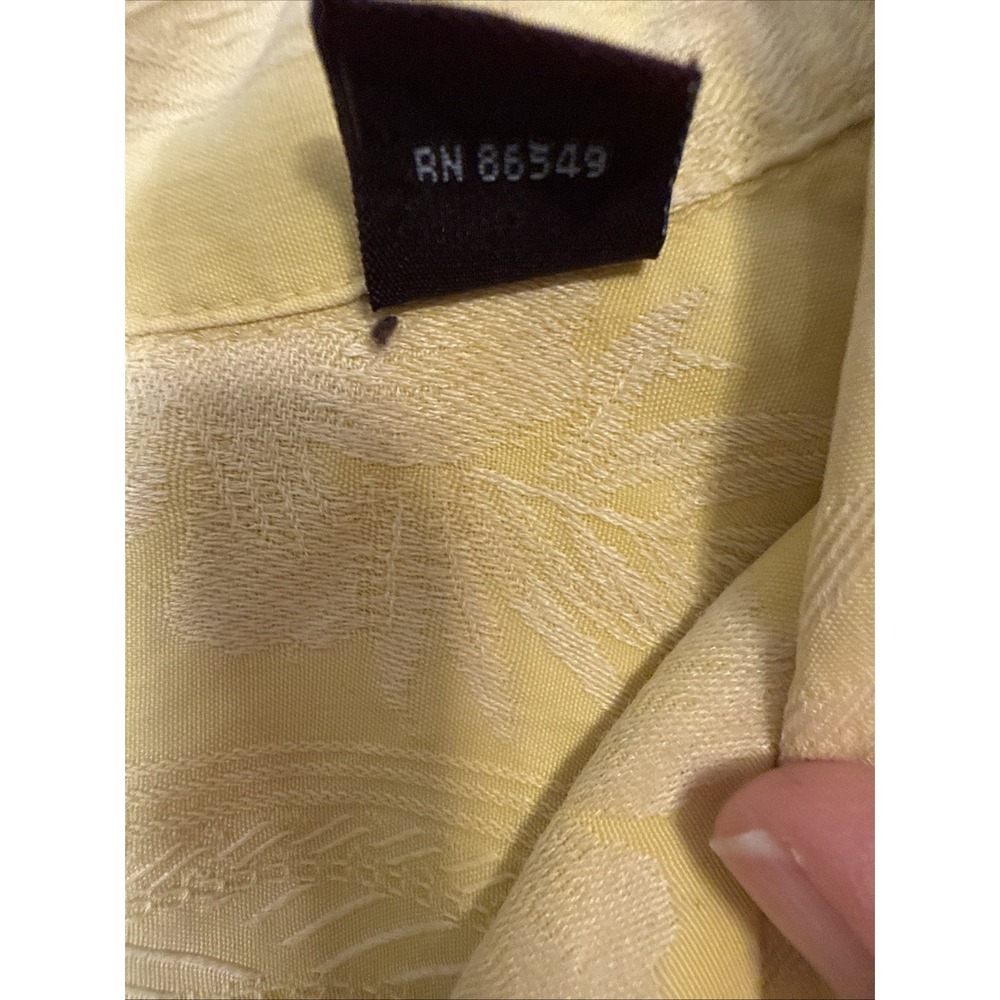 TOMMY BAHAMA Yellow Embroiled FLORAL Button Up Silk Hawaiian Shirt Men's Size L - Picture 5 of 8